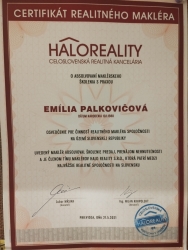 Profesionálny realitný maklér Emília Palkovičová